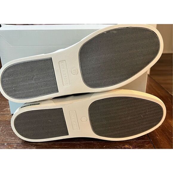 SUN STONE Green Camouflage Cushioned Kiva Round Toe Platform Athletic Sneakers - Picture 6 of 7